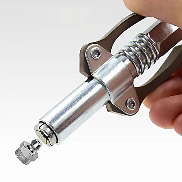 Grease gun oil filling nozzle
