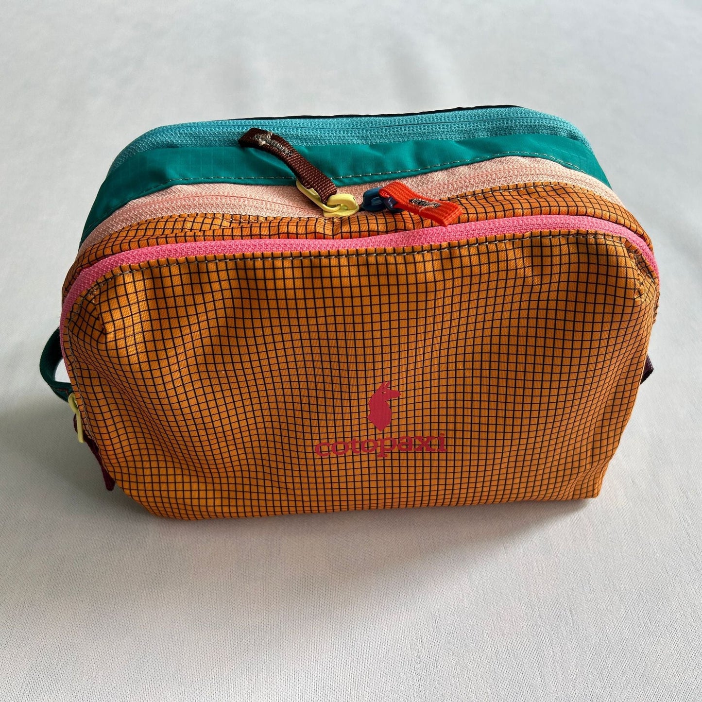 Nido Del Día Accessory Bag