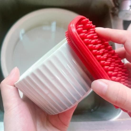 Silicone Scrub and Scraper Kitchen Tool 🧽🍳(Buy 1 get 1 Free)